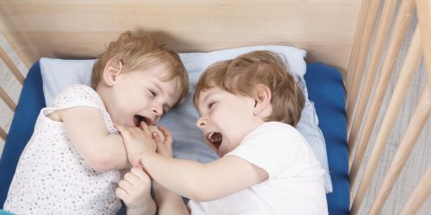 What to do when your toddler hits -  Header Image